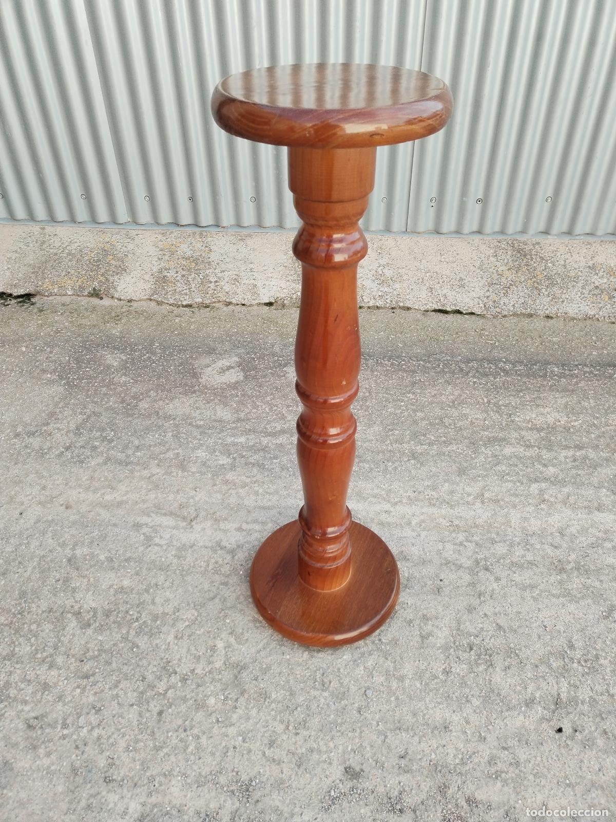 Antig&uuml;edades: peana columna pedestal de madera - Foto 9