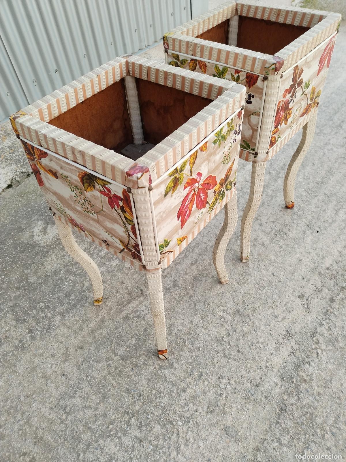 Antig&uuml;edades: pareja de maceteros vintage - Foto 5