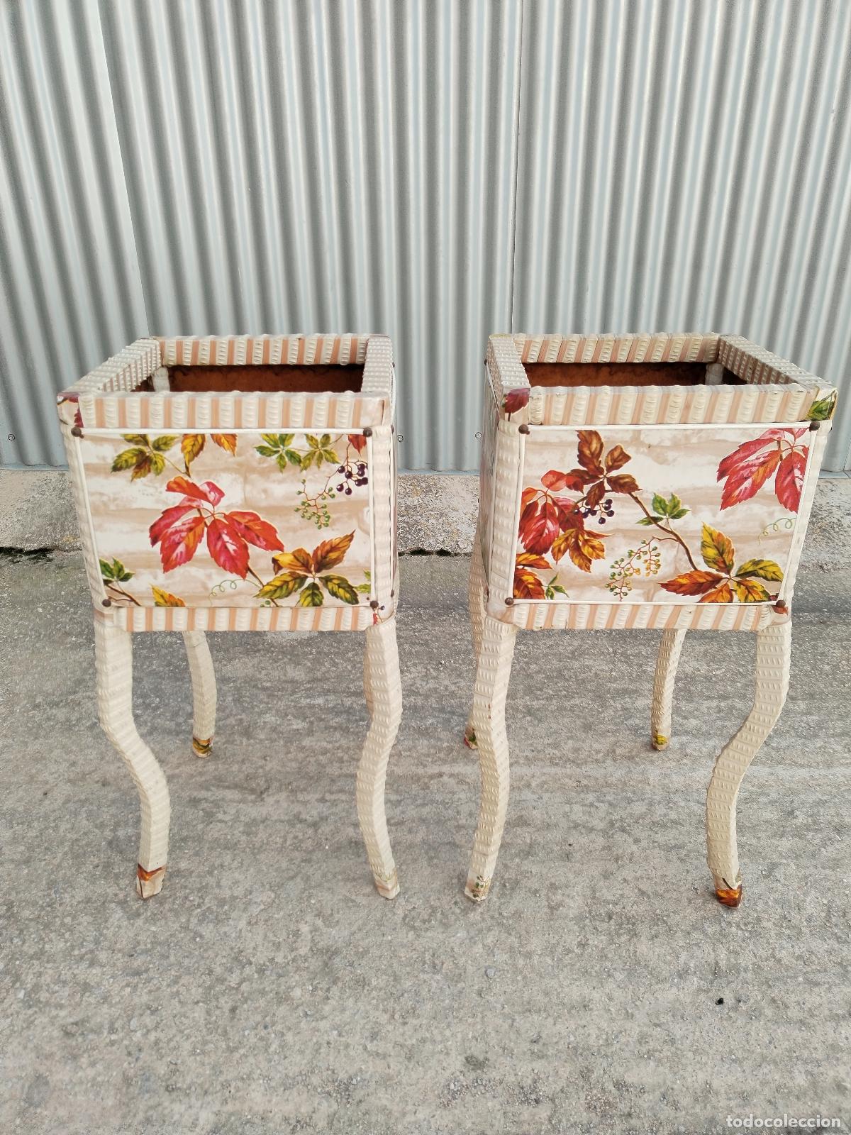 Antig&uuml;edades: pareja de maceteros vintage - Foto 1