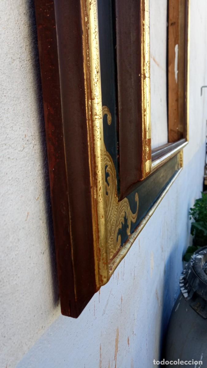 Antig&uuml;edades: Marco antiguo. Madera dorada y pintada - Foto 5