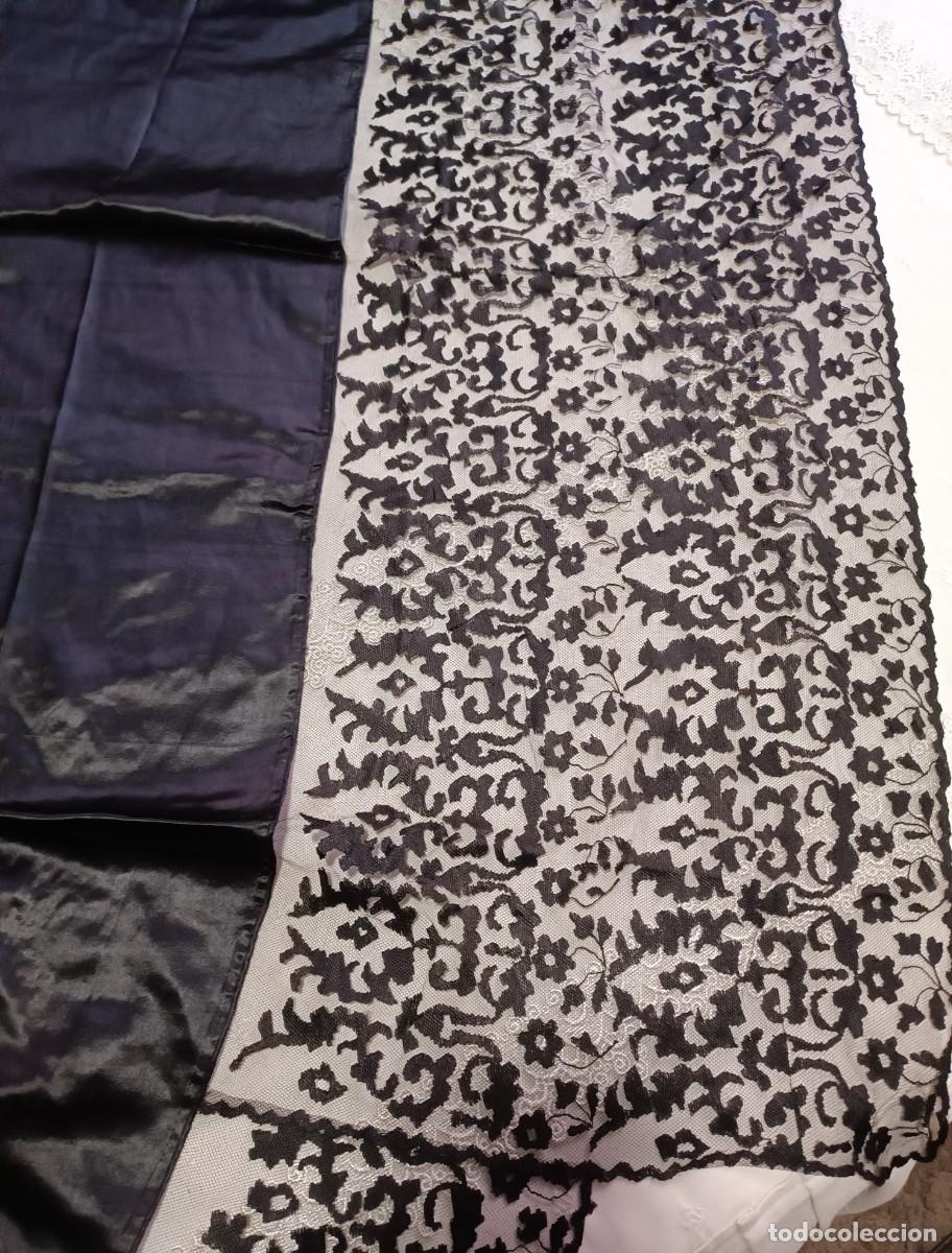 Antig&uuml;edades: Mantilla antigua de Terno - Foto 2