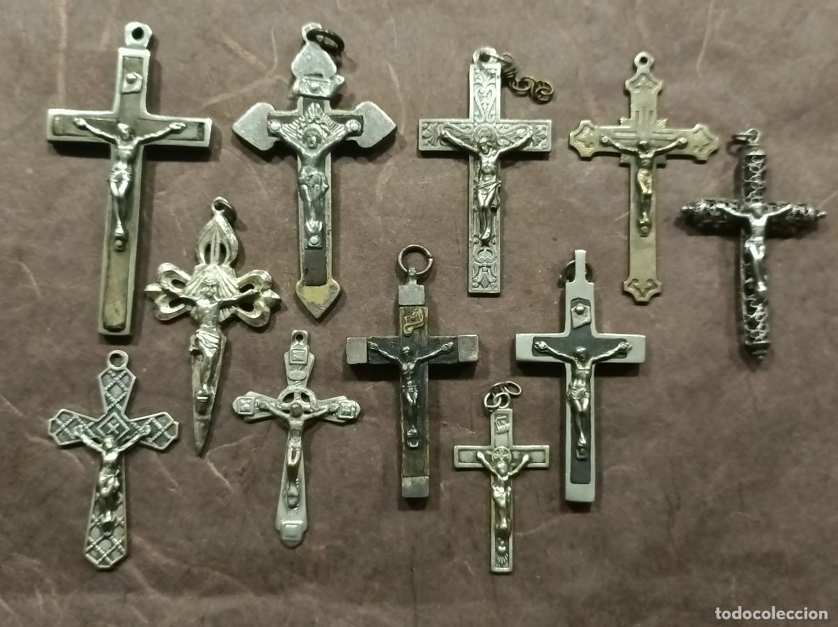 Antig&uuml;edades: Antiguas cruces en lote de doce - Foto 1