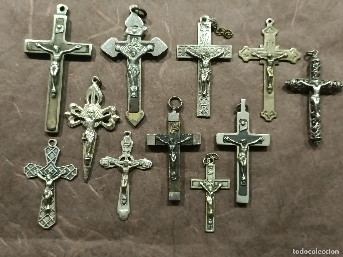 Antig&uuml;edades: Antiguas cruces en lote de doce - Foto 2