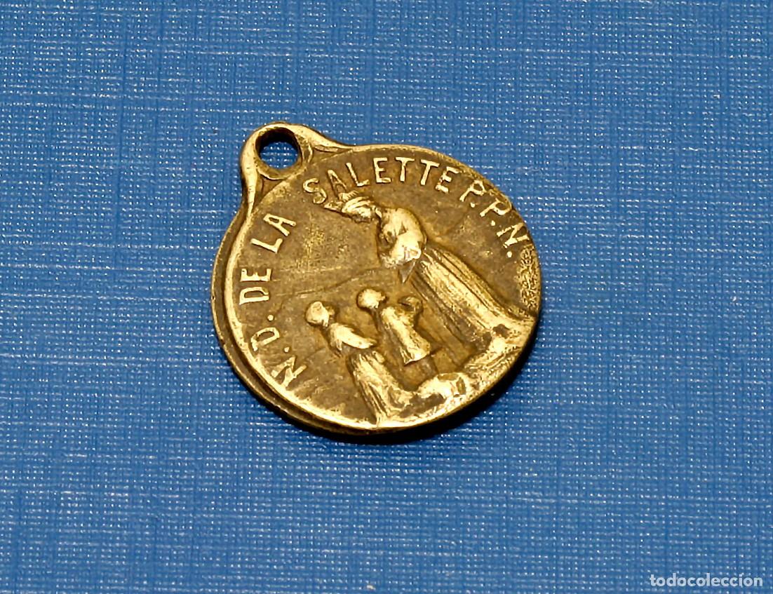 Antig&uuml;edades: MEDALLA N. DE LA SALETTE - Foto 1