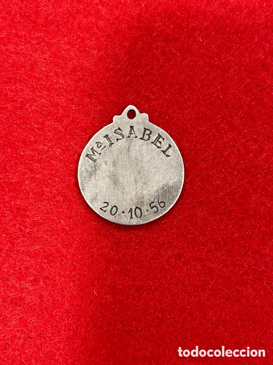 Antig&uuml;edades: Medalla en plata de ley de la Virgen del Carmen. - Foto 2