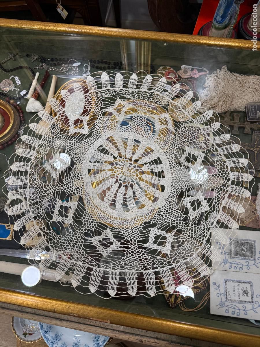 Antiques: PRECIOSO Y ANTIGUO CUBRE MESA REALIZADO A MANO - MEDIDA 50 CM