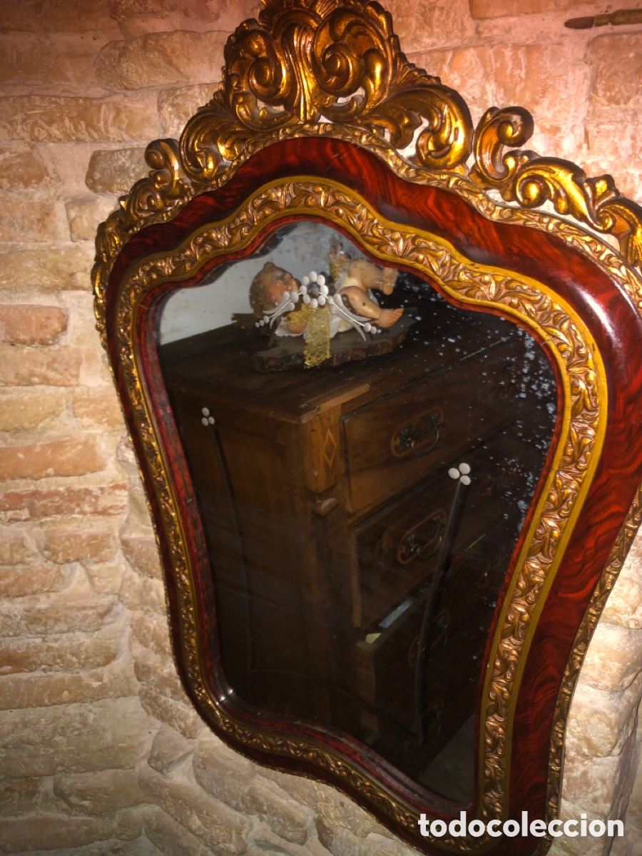 Antig&uuml;edades: Espejo antiguo con adornos - Foto 1