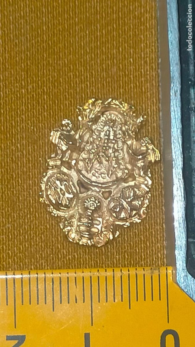 Antig&uuml;edades: medalla insignia virgen del rocio - Foto 1