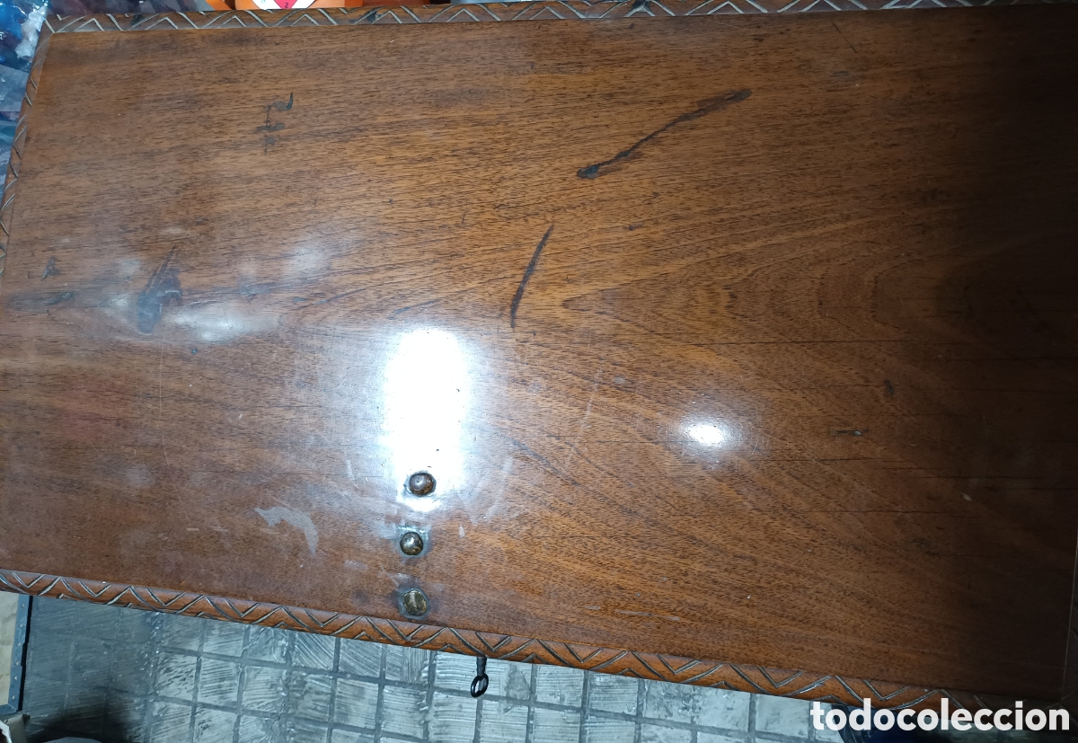 Antig&uuml;edades: ANTIGUO BA&Uacute;L DE CAOBA - Foto 1