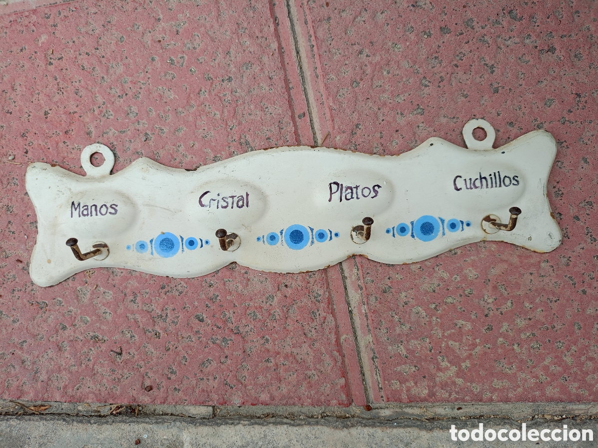 Antig&uuml;edades: ANTIGUA PERCHA PARA TRAPOS DE COCINA - Foto 1