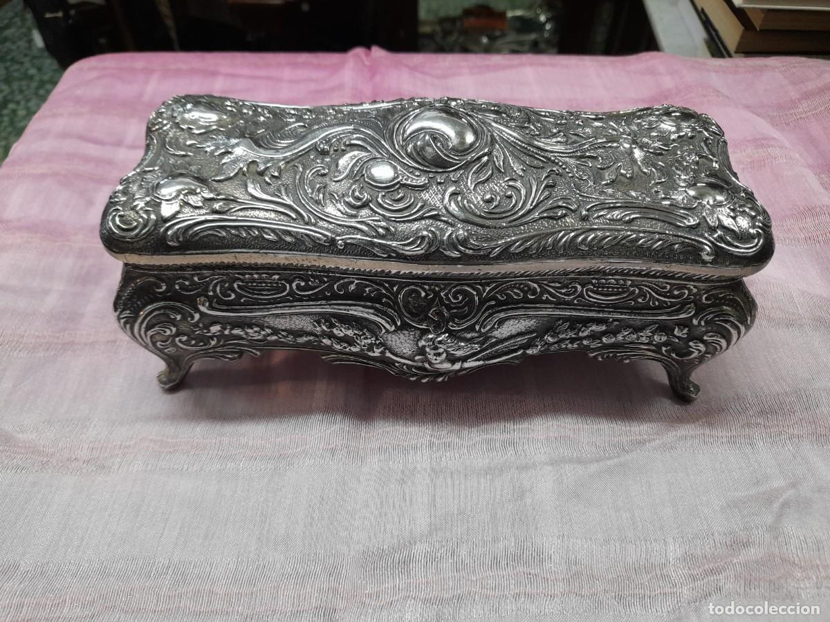 Antig&uuml;edades: Antiguo Joyero Modernista - Foto 2