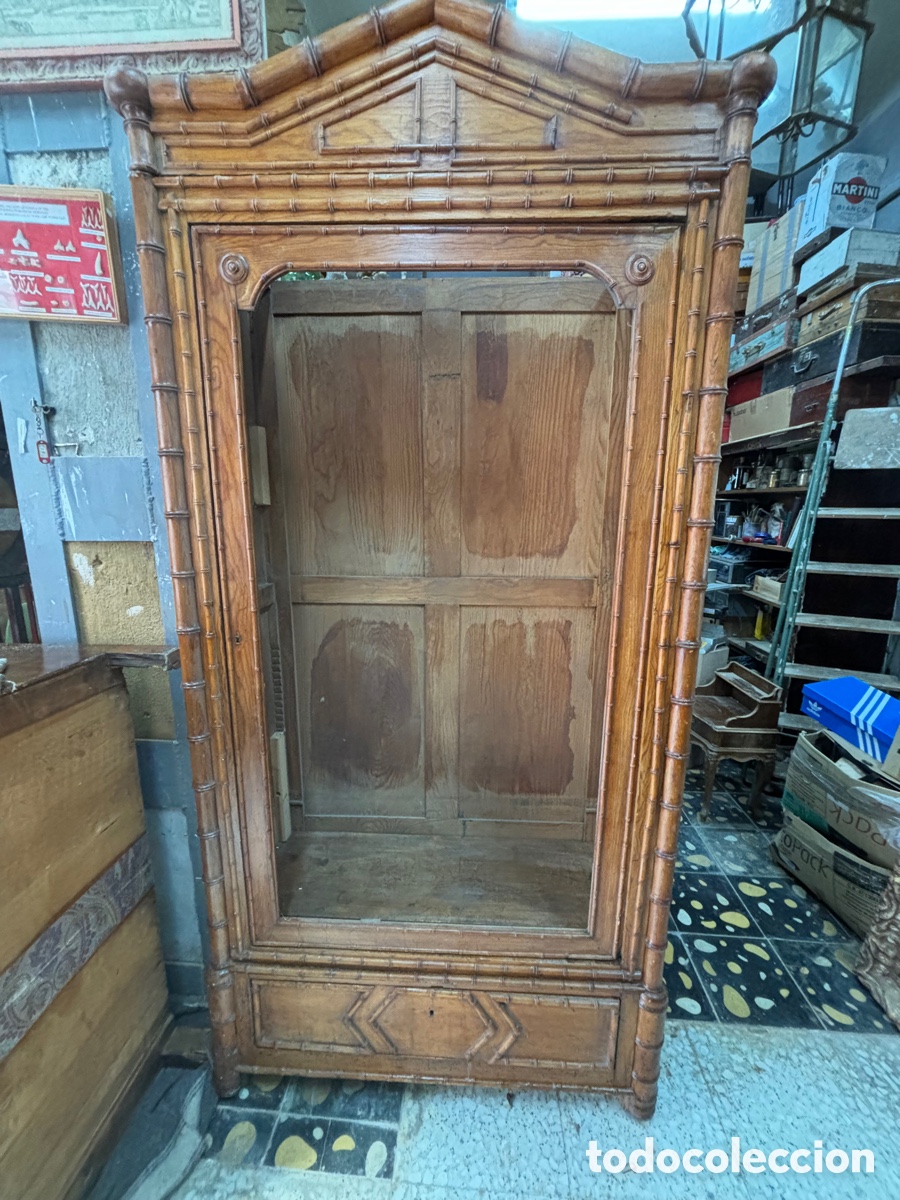 Antig&uuml;edades: Armario S XIX de estilo Oriental - Foto 1