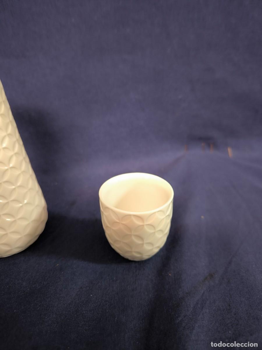 Antig&uuml;edades: BOTELLA Y DOS VASOS DE SAKE EN PORCELANA LLADRO - Foto 3