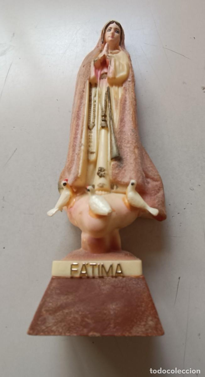 Antig&uuml;edades: Figura de la Virgen de F&aacute;tima en pl&aacute;stico t&eacute;rmico - Foto 1