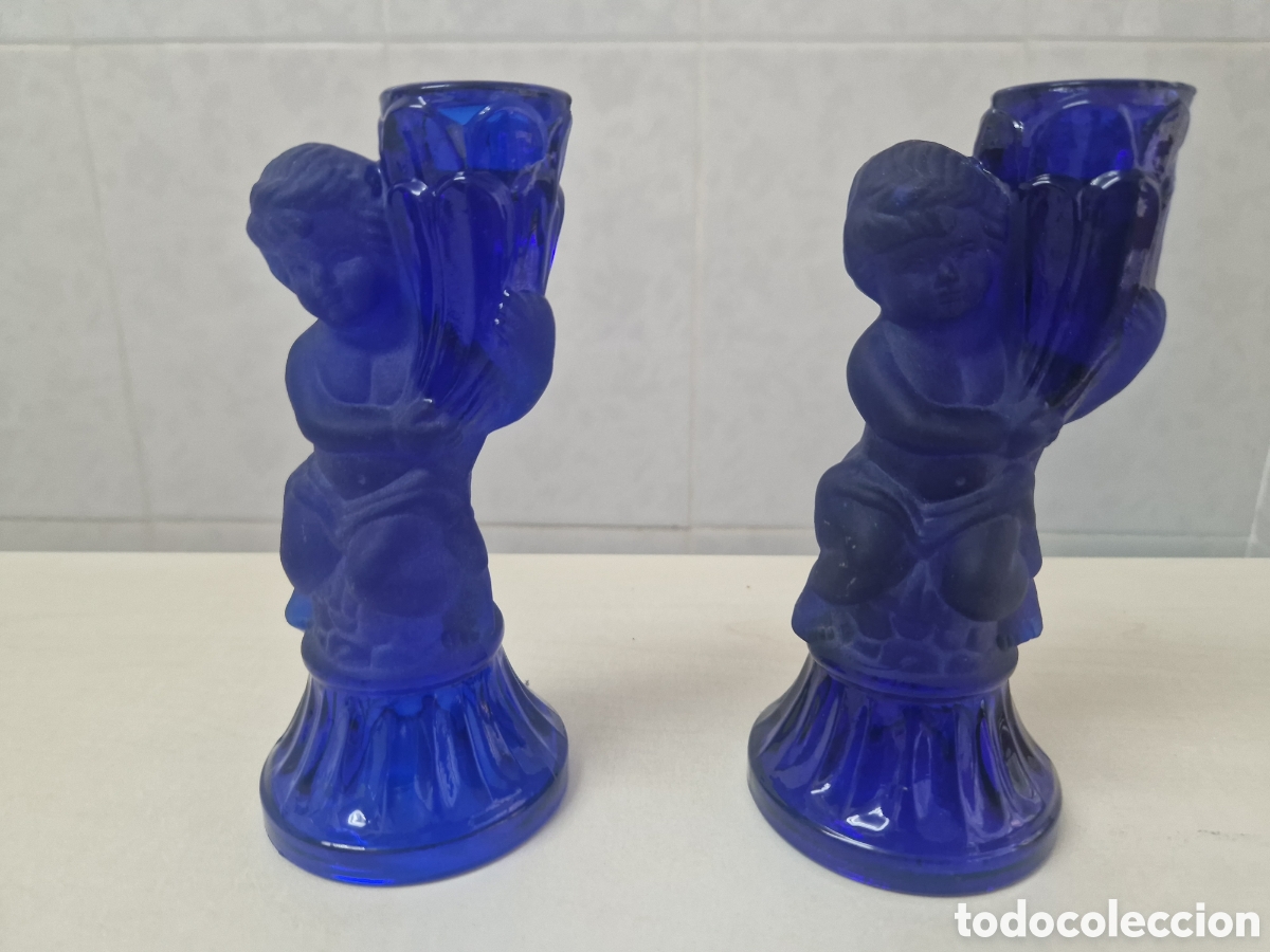 Antig&uuml;edades: BONITOS POSABELAS DE CRISTAL AZUL - Foto 3