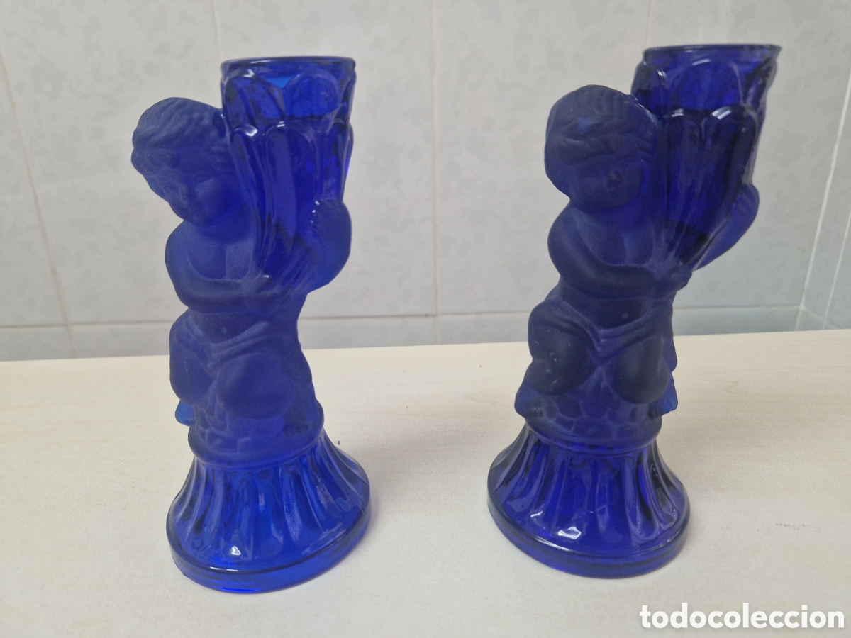 Antig&uuml;edades: BONITOS POSABELAS DE CRISTAL AZUL - Foto 6
