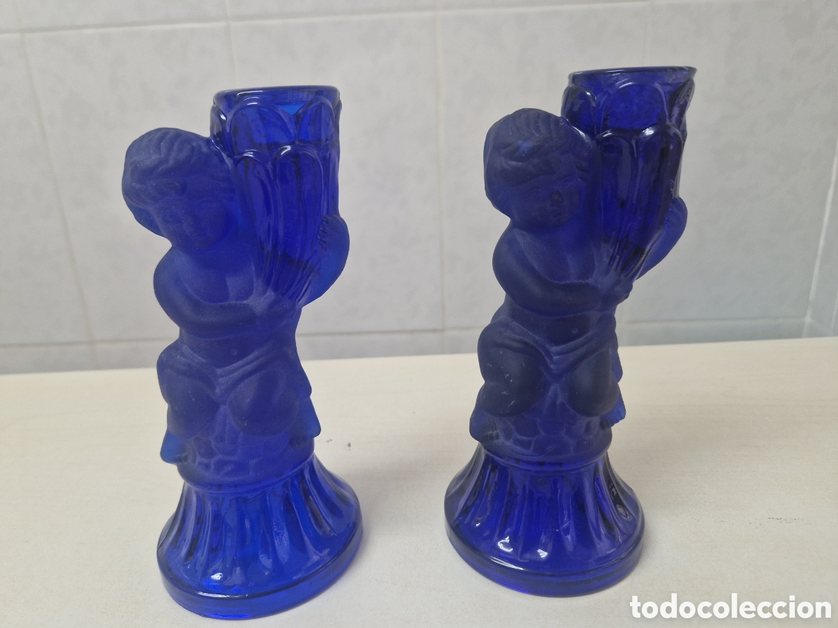 Antig&uuml;edades: BONITOS POSABELAS DE CRISTAL AZUL - Foto 12
