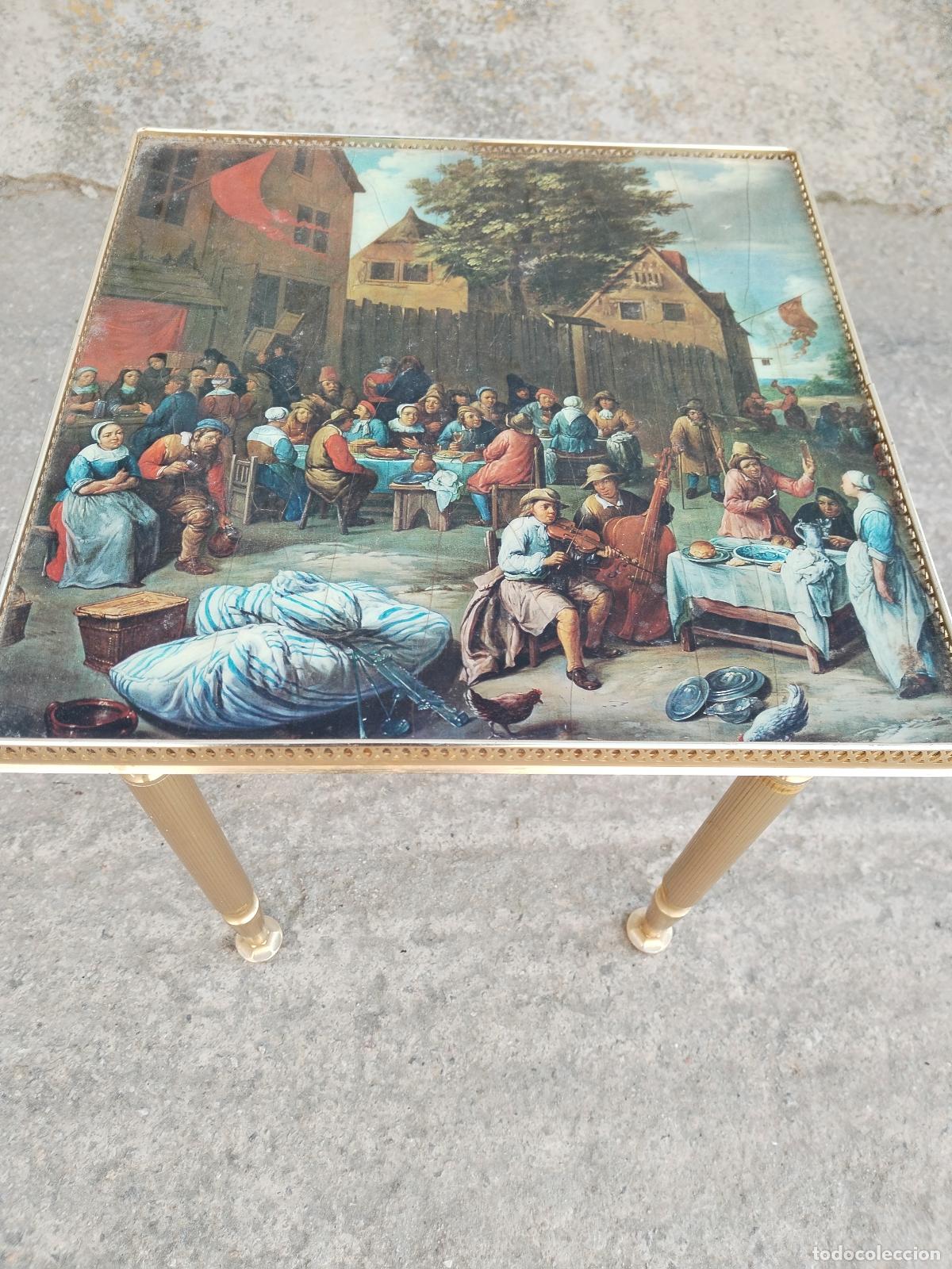 Antig&uuml;edades: mesa auxiliar de metal con lamina - Foto 3