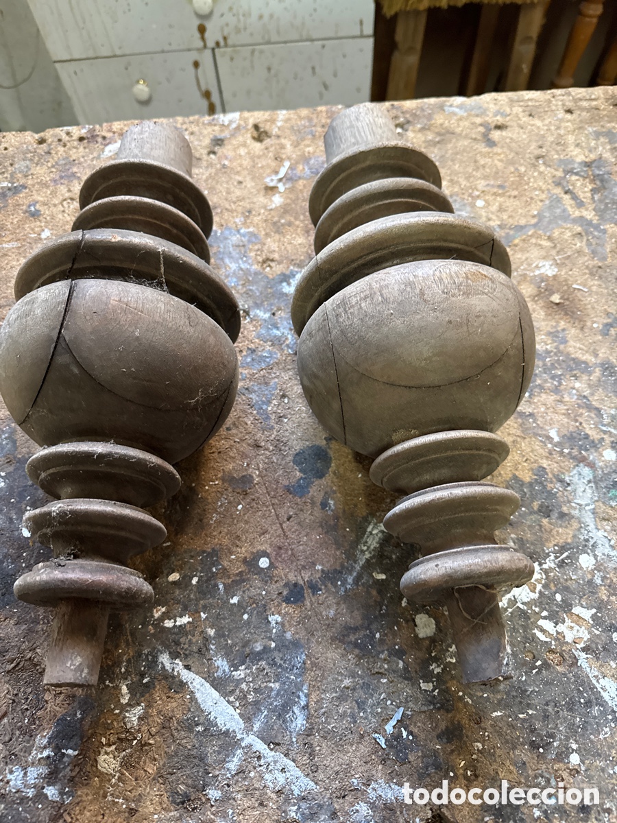 Antig&uuml;edades: Juego de dos bases o patas - Foto 1