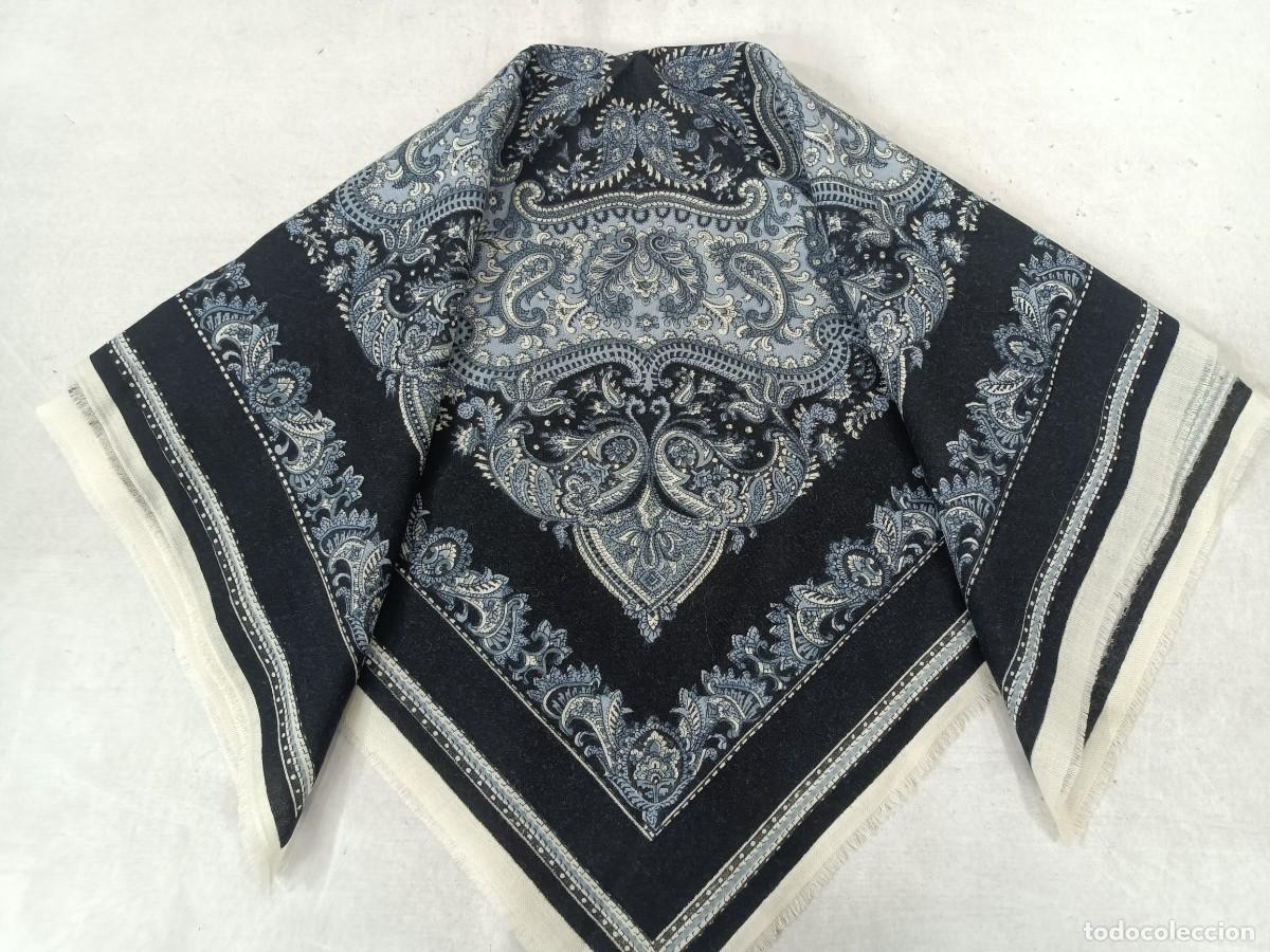 Antig&uuml;edades: Antiguo pa&ntilde;uelo de merino estampado - Foto 1