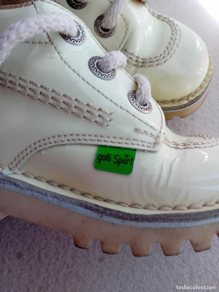 Antig&uuml;edades: Botas n&uacute;mero 24 marca gulli sport - Foto 2