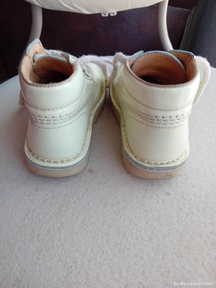 Antig&uuml;edades: Botas n&uacute;mero 24 marca gulli sport - Foto 6