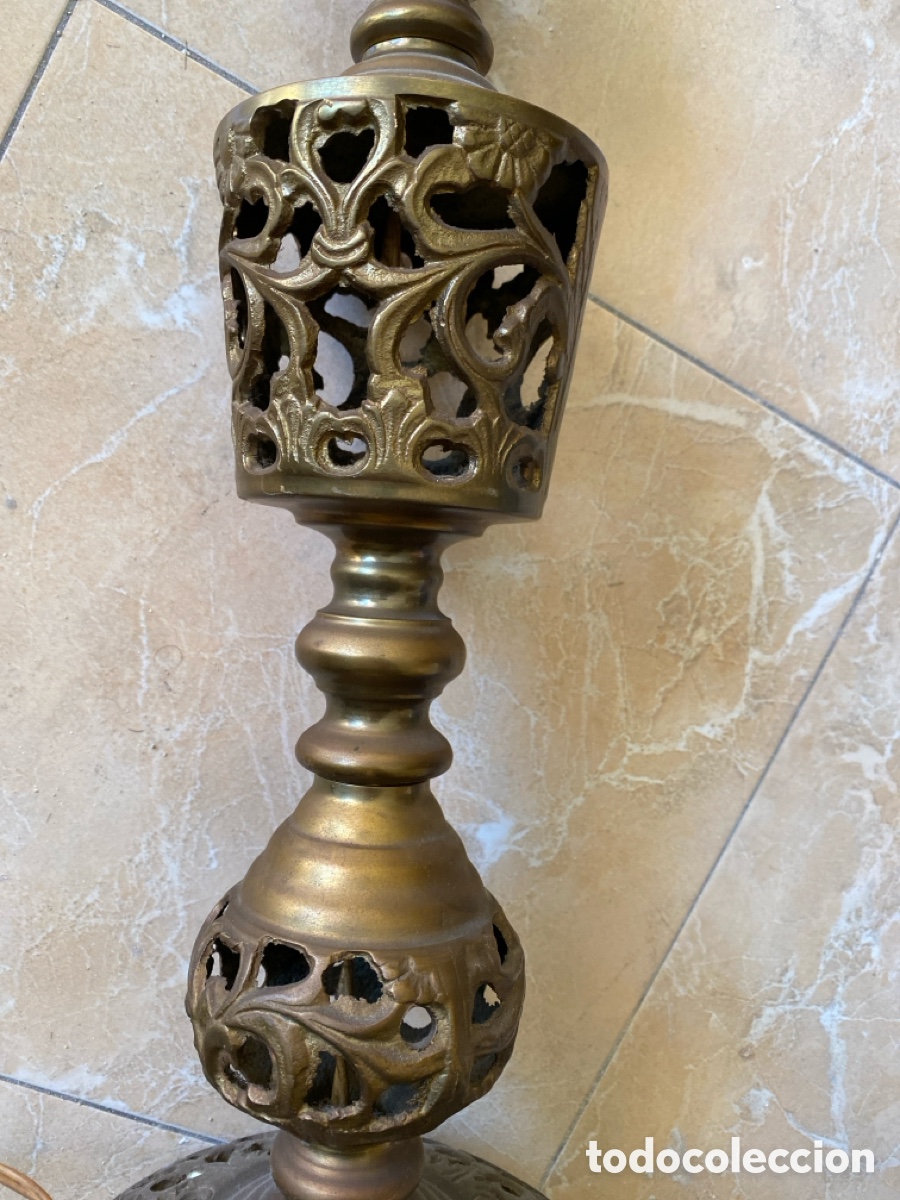 Antig&uuml;edades: L&aacute;mpara antigua de bronce - Foto 4
