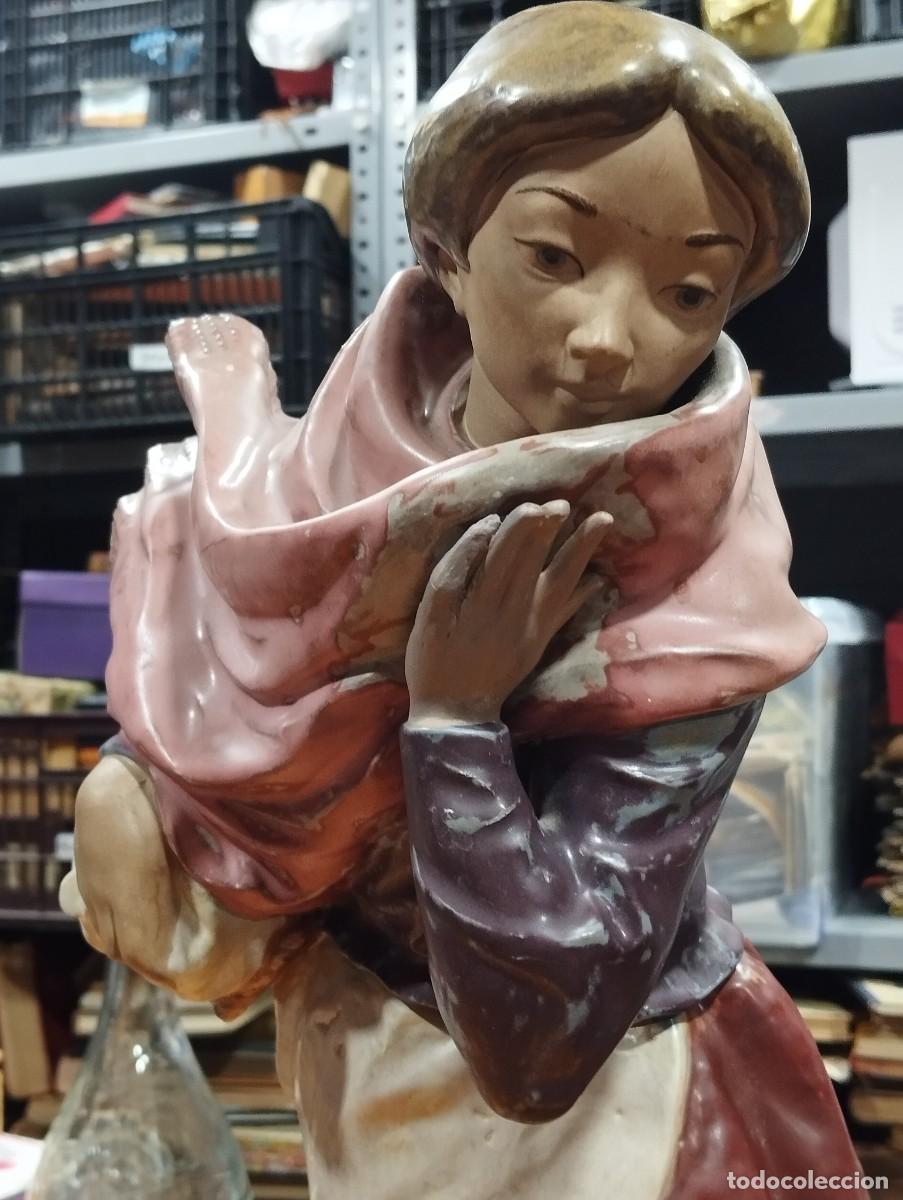 Antig&uuml;edades: GRAN FIGURA DE GRES NAO. - Foto 2