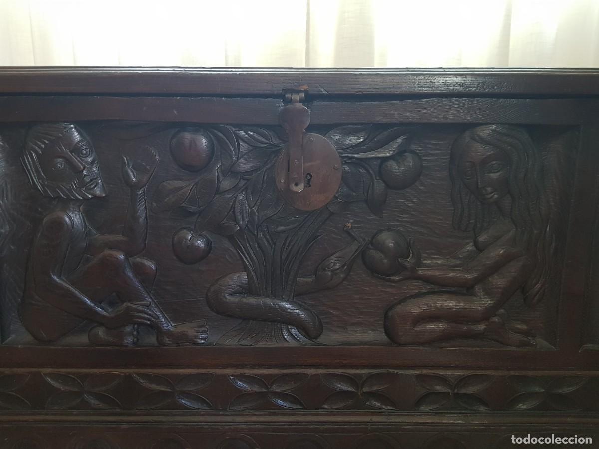 Antig&uuml;edades: Arc&oacute;n antiguo tallado - Foto 5