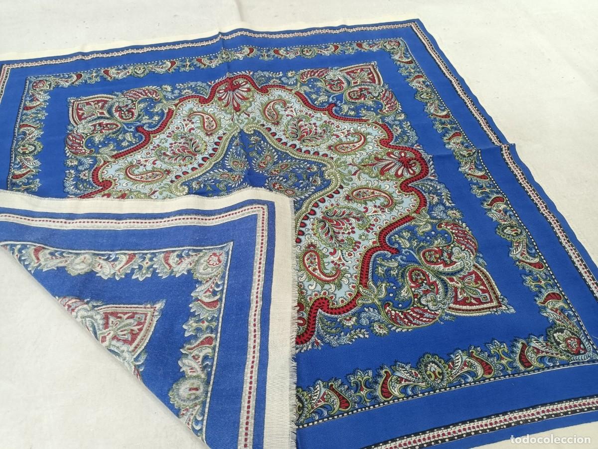Antig&uuml;edades: Pa&ntilde;uelo de merino azul, estampado - Foto 5