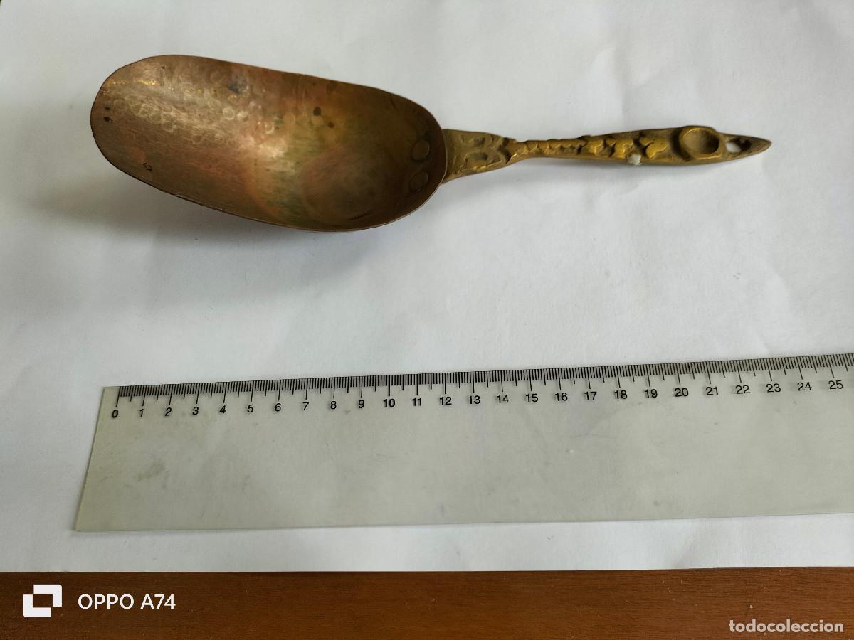 Antig&uuml;edades: RECOGEDOR CUCHARON DE COBRE - Foto 4