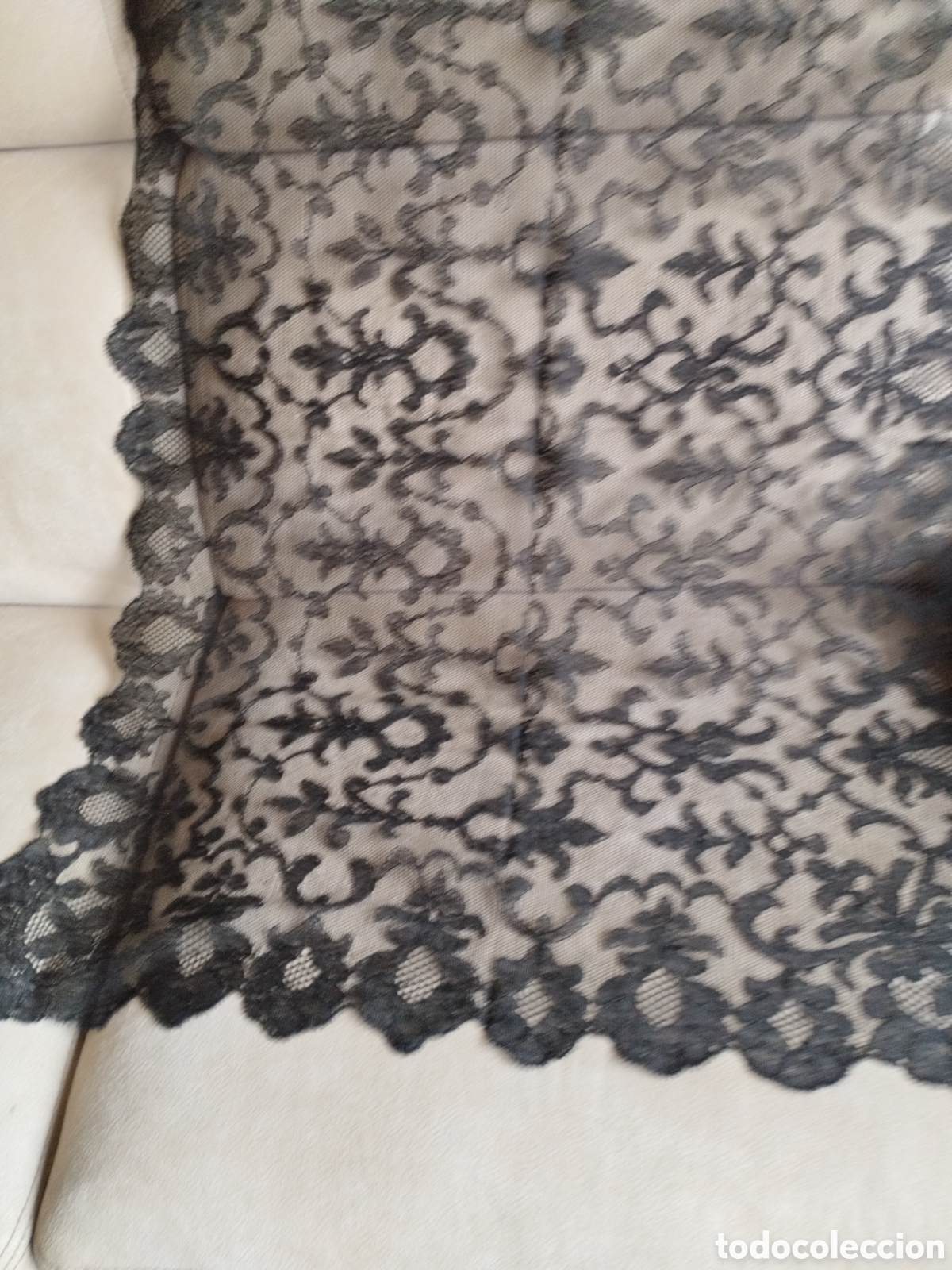 Antig&uuml;edades: * MANTILLA.2M. (Rf:318/d) - Foto 4