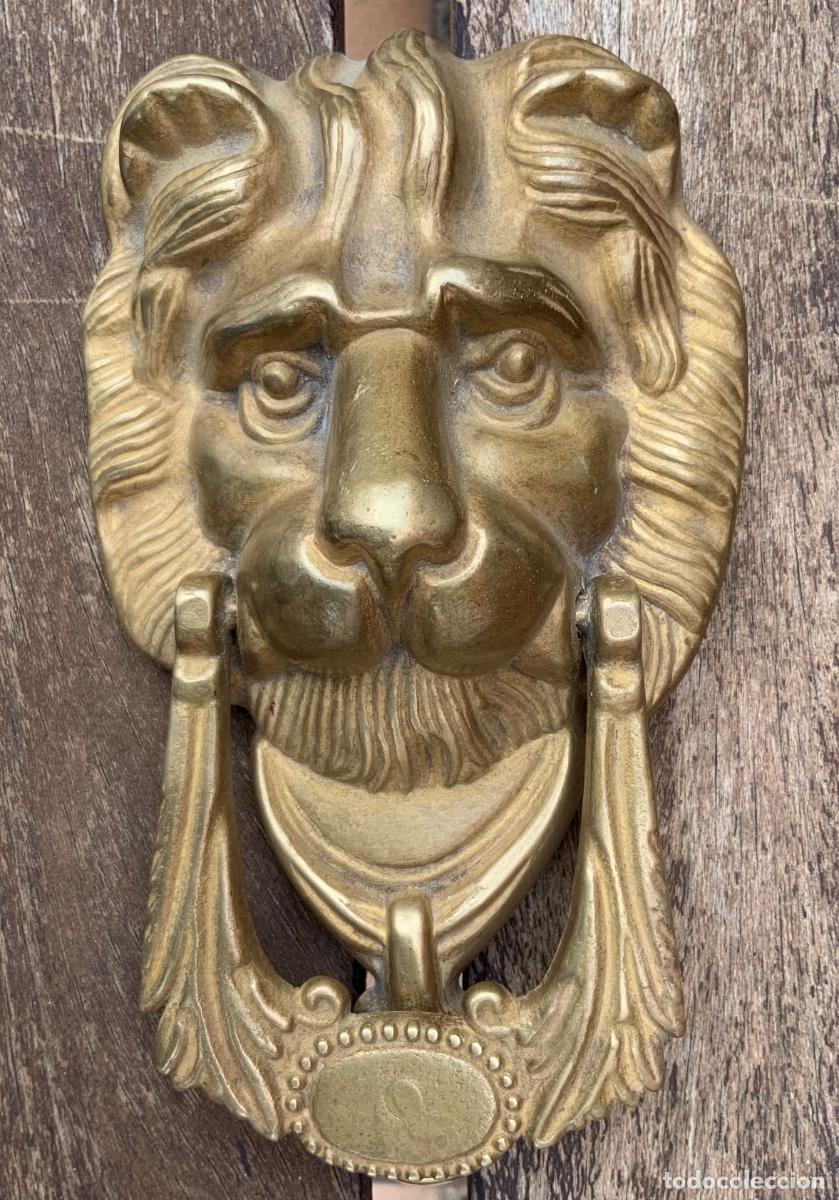Antig&uuml;edades: LLAMADOR. CABEZA DE LE&Oacute;N. BRONCE. - Foto 2