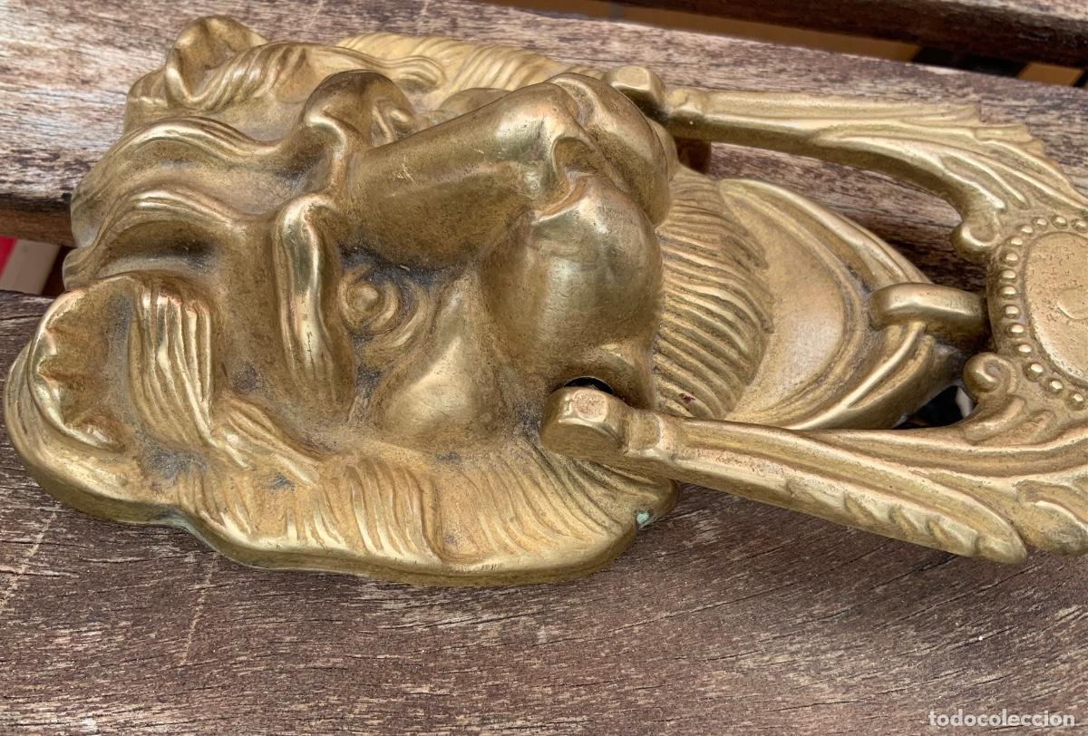 Antig&uuml;edades: LLAMADOR. CABEZA DE LE&Oacute;N. BRONCE. - Foto 4