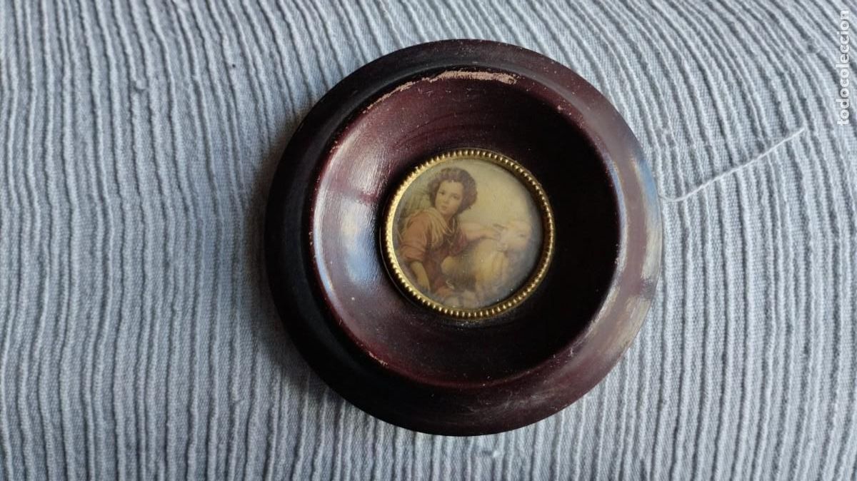 Antig&uuml;edades: Lote de peque&ntilde;os cuadritos religiosos de madera - Foto 4