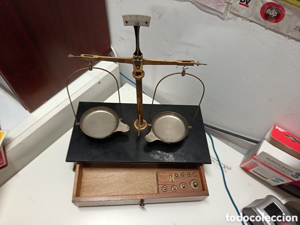 Antig&uuml;edades: Balanza precisi&oacute;n Cobos - Foto 3