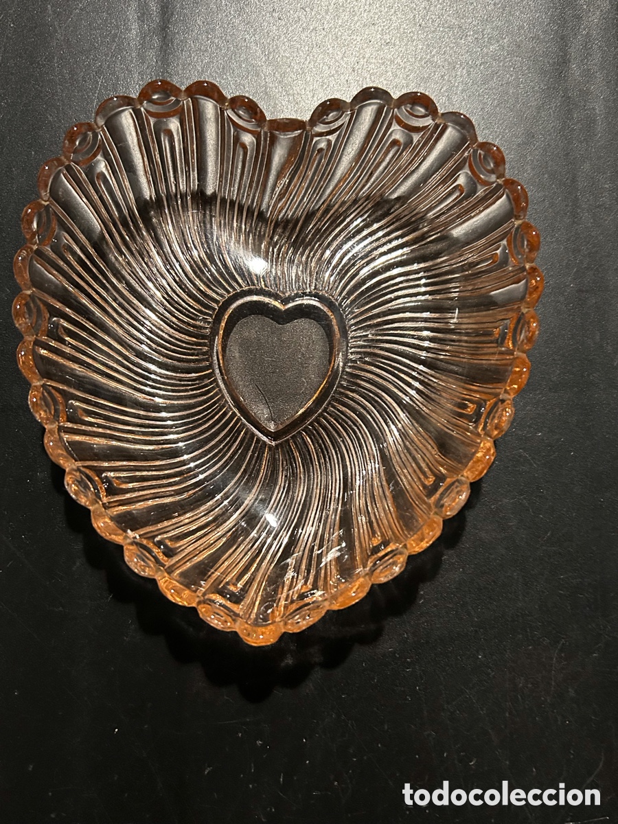 Antig&uuml;edades: Bandeja cristal rosa coraz&oacute;n - Foto 1