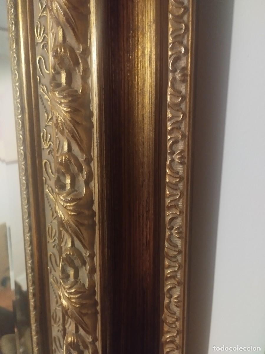 Antig&uuml;edades: Espejo de pared en impresionante marco de madera - Foto 2