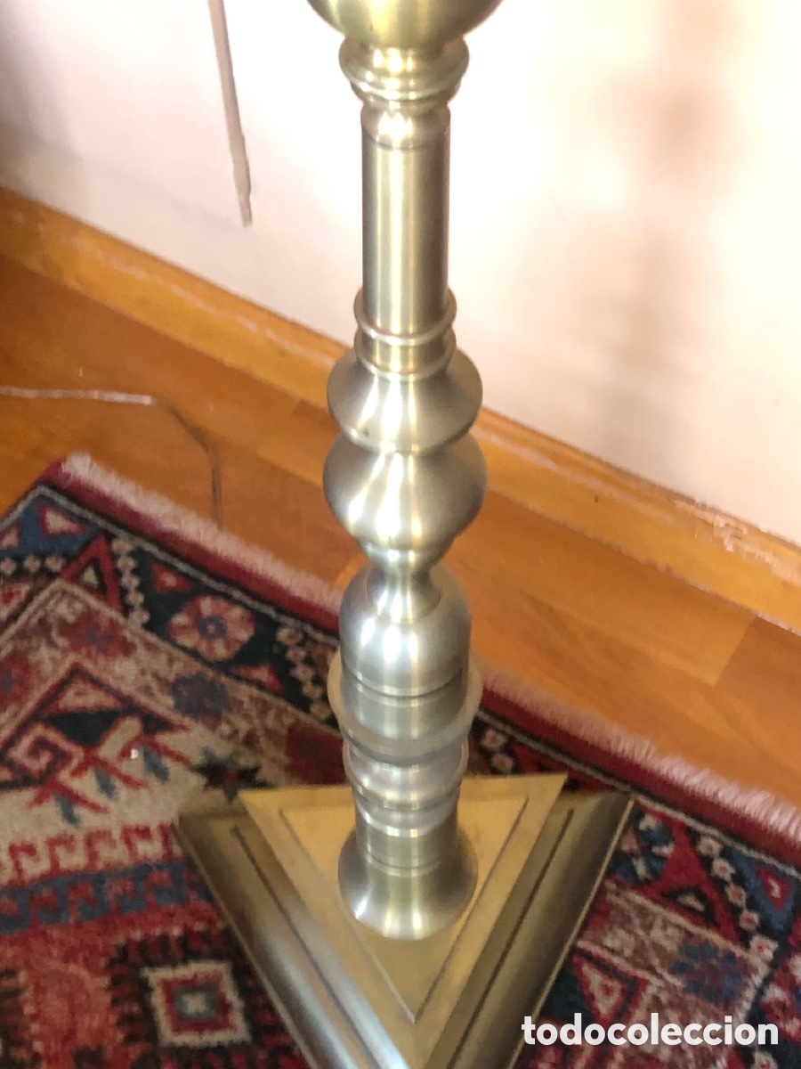 Antig&uuml;edades: Lampara de pie en bronce - Foto 3