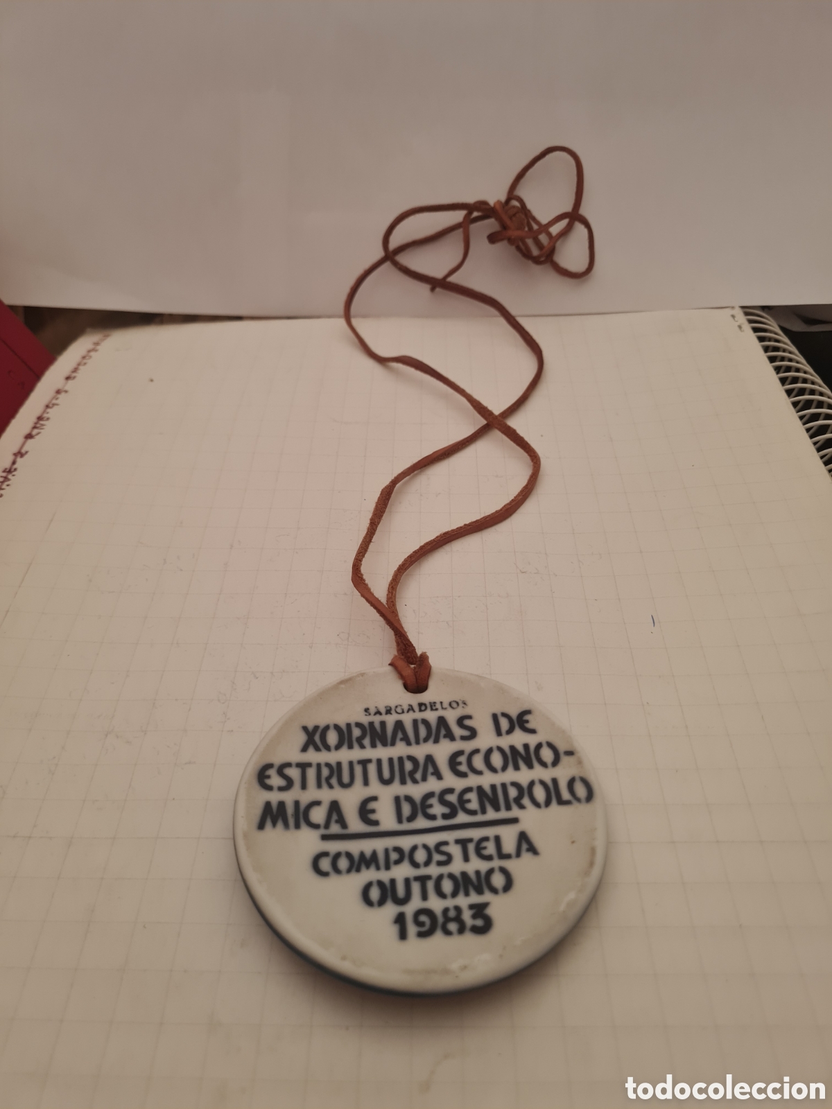 Antig&uuml;edades: MEDALLON DE SARGADELOS. COMPOSTELA 1983 - Foto 2