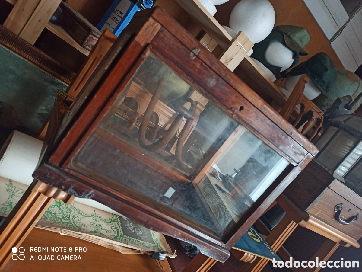 Antig&uuml;edades: Antigua urna madera electoral - Foto 2