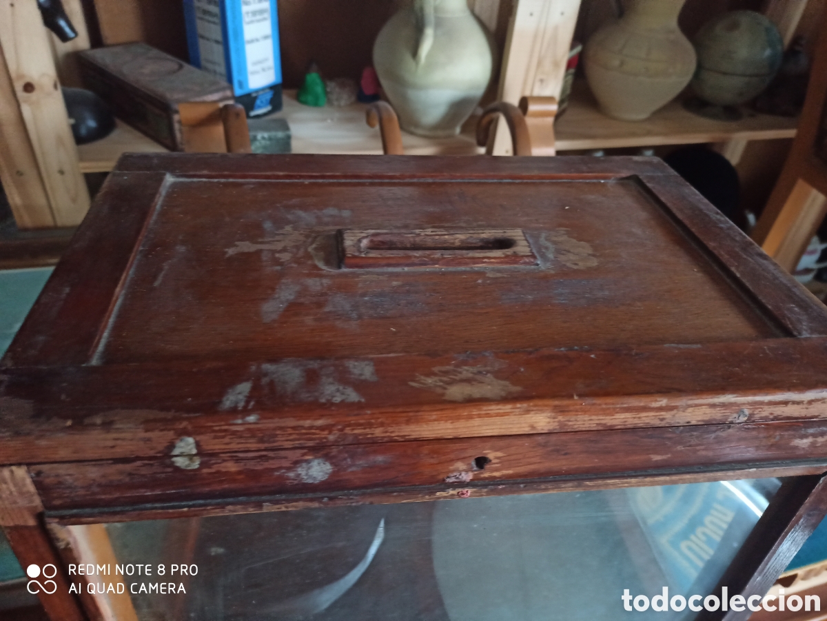 Antig&uuml;edades: Antigua urna madera electoral - Foto 3