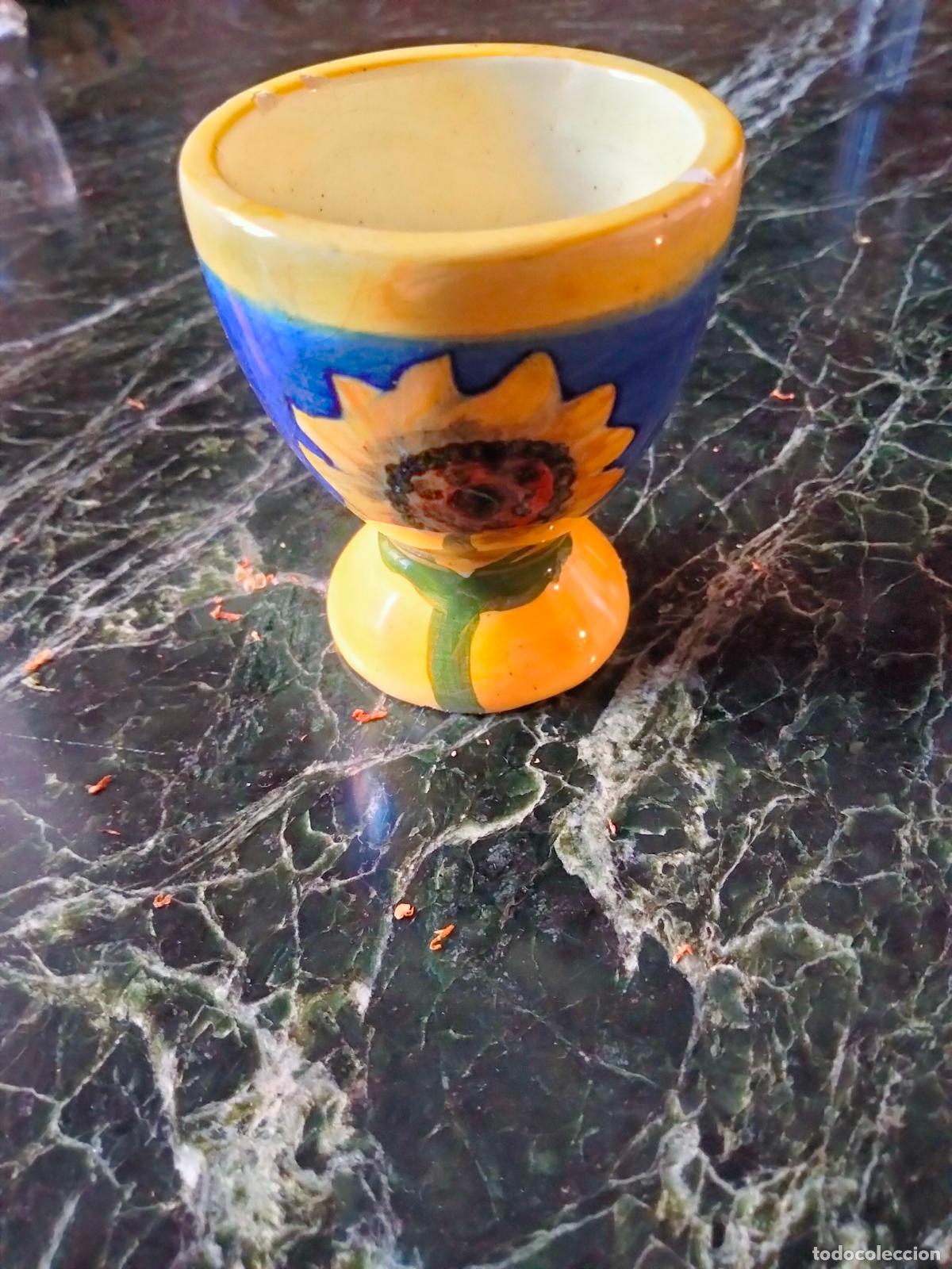 Antig&uuml;edades: Copa para huevo duro. Loza. - Foto 1