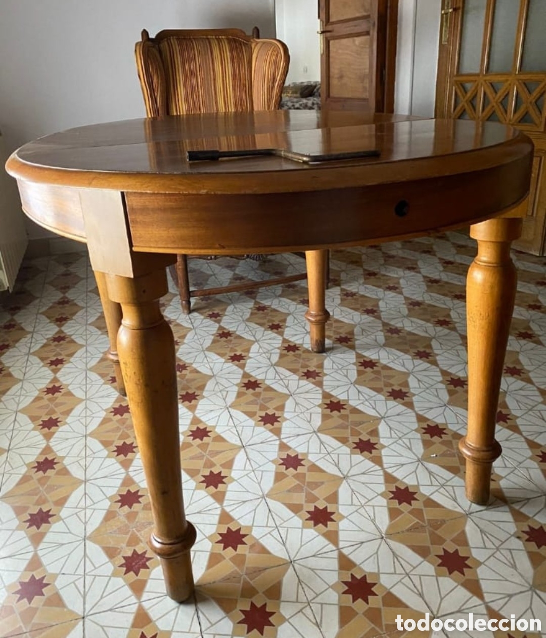 Antig&uuml;edades: Mesa Modernista extensible - Foto 1