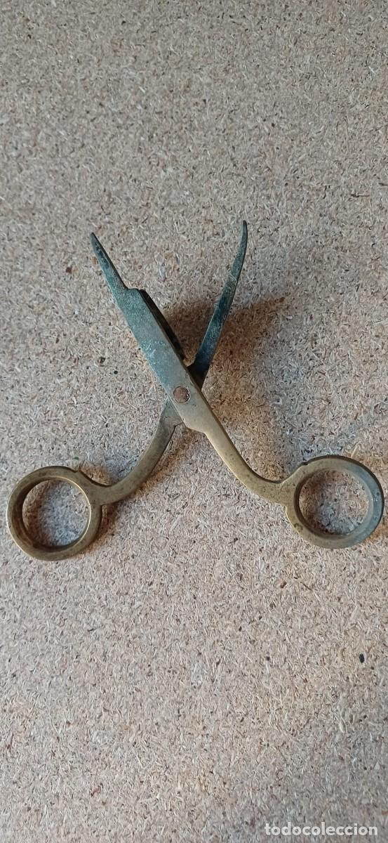 Antig&uuml;edades: TIJERAS APAGAVELAS BRONCE - Foto 3