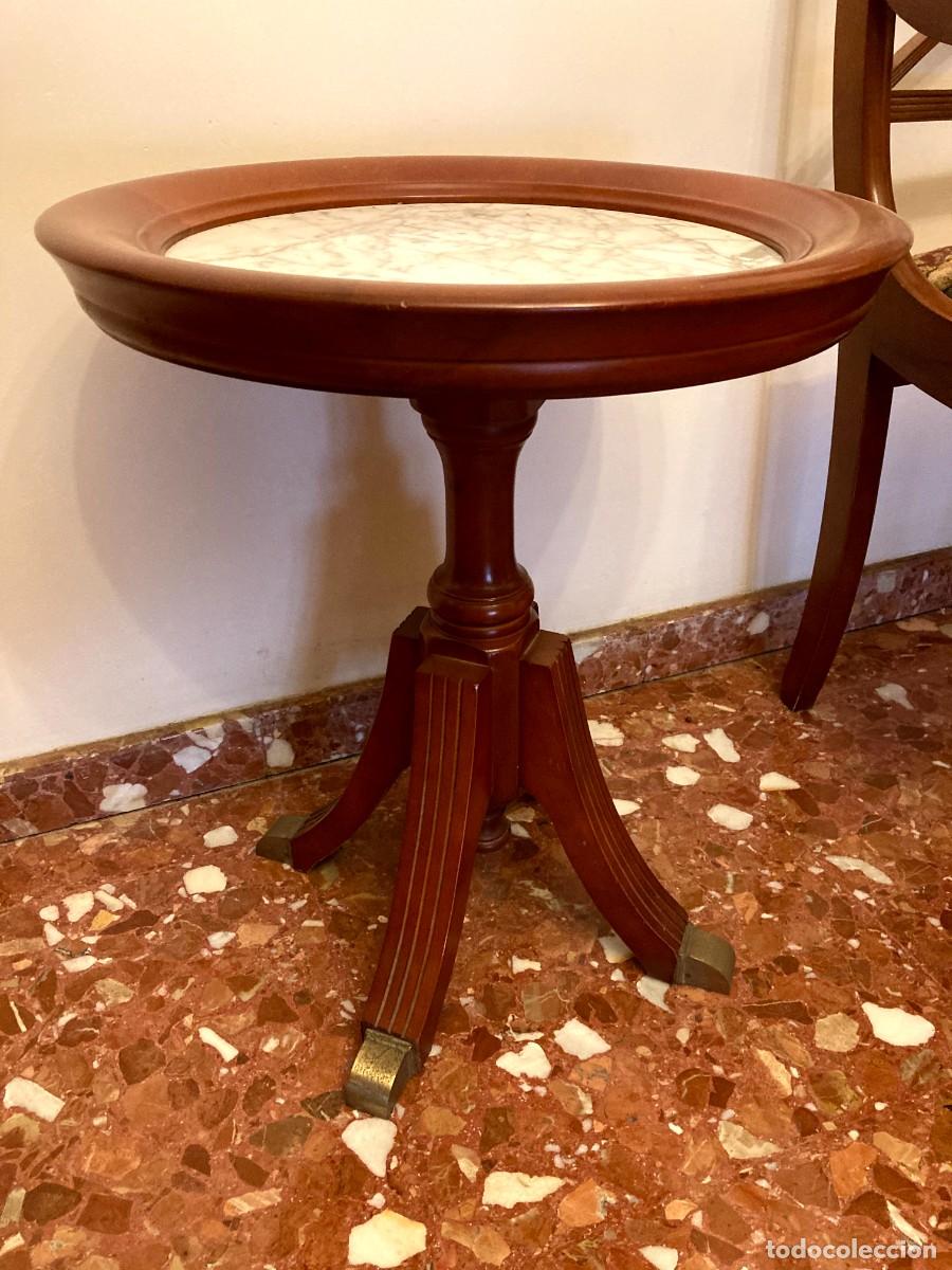 Antig&uuml;edades: Mesa auxiliar m&aacute;rmol - Foto 1