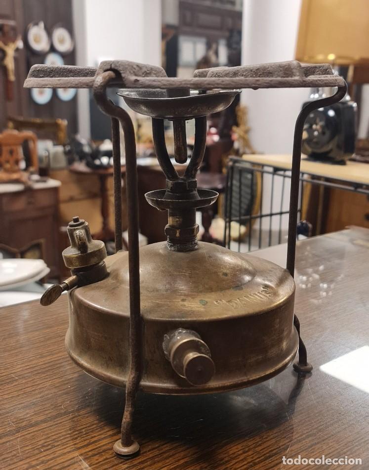 Antig&uuml;edades: Hornillo de petr&oacute;leo Danus - Foto 2