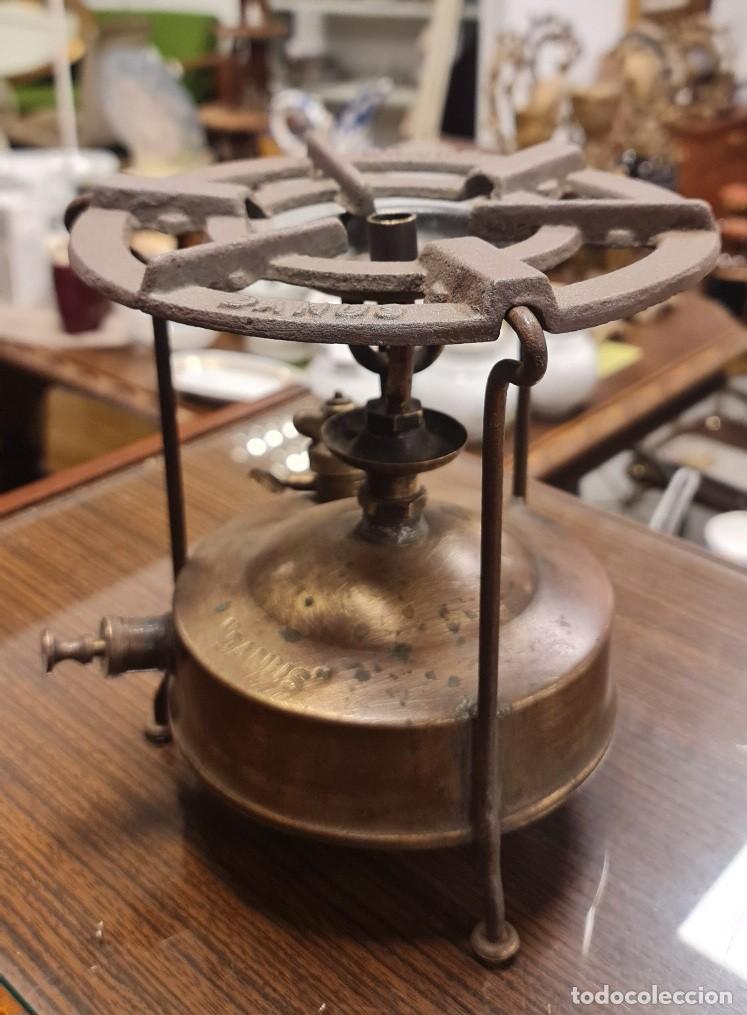 Antig&uuml;edades: Hornillo de petr&oacute;leo Danus - Foto 4