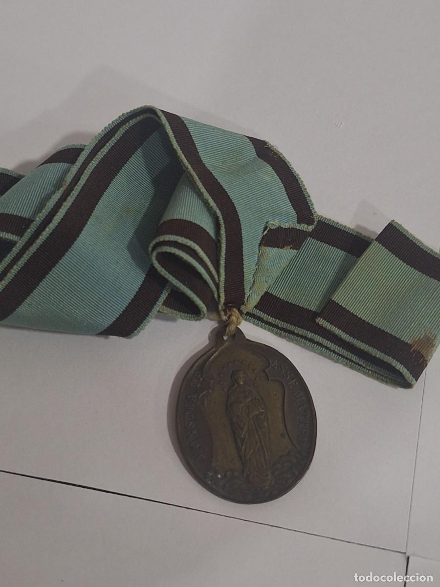 Antig&uuml;edades: Antigua medalla religiosa. . - Foto 4