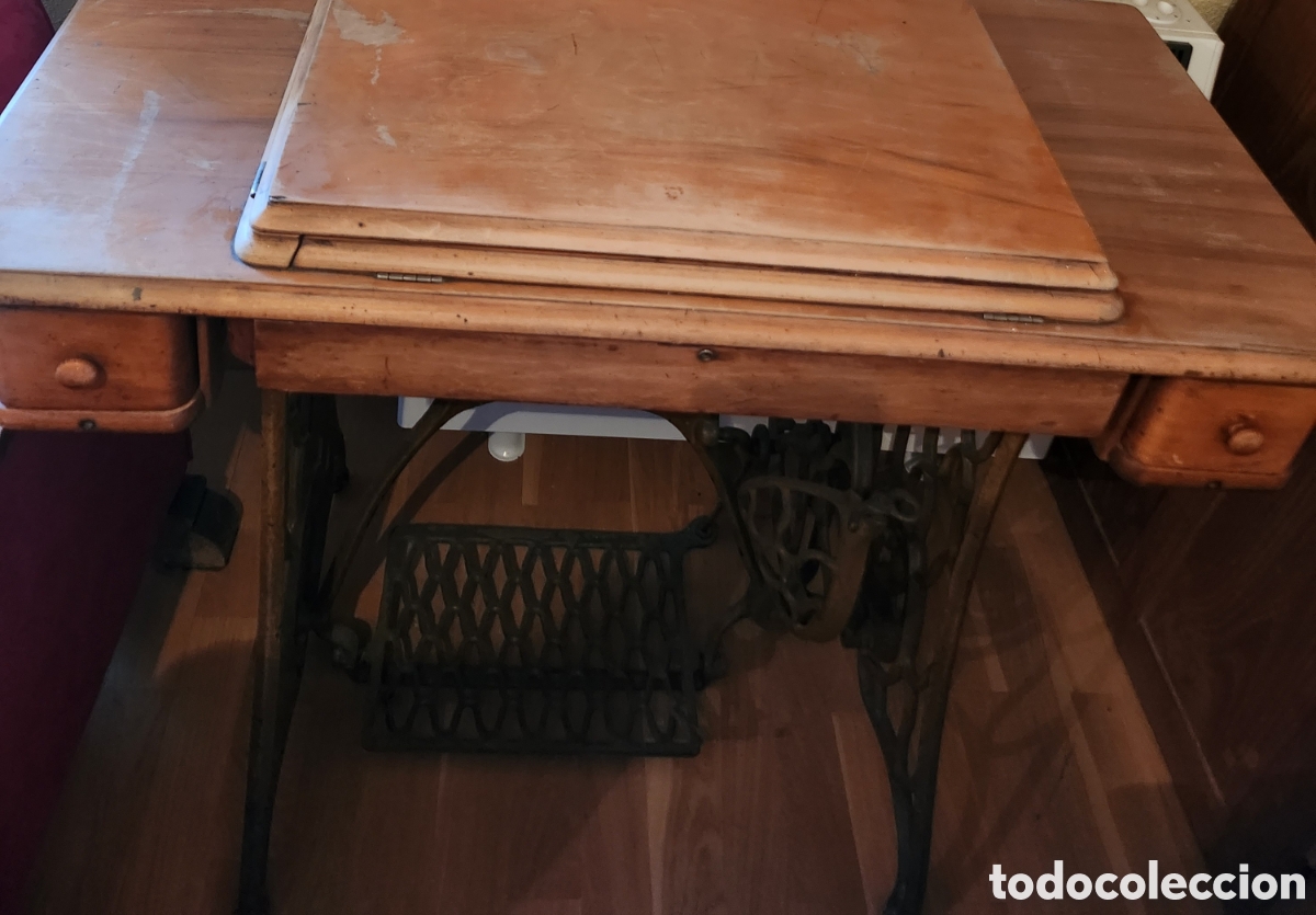 Antig&uuml;edades: Maquina coser Singer 1900 - Foto 1